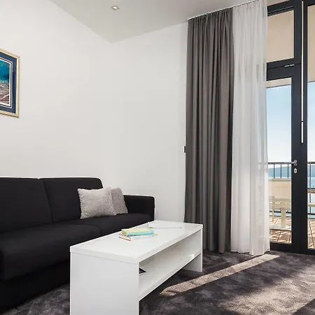 Апартаменты Marina Baotic Apartments