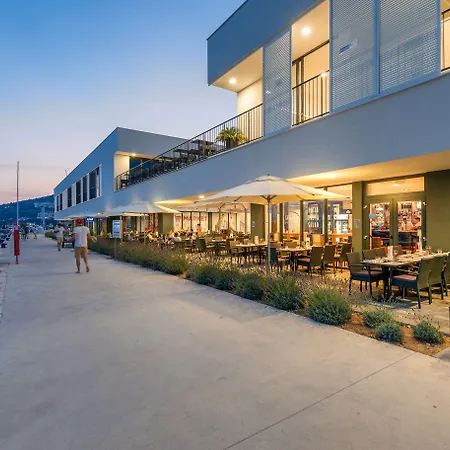 Marina Baotic Apartments *