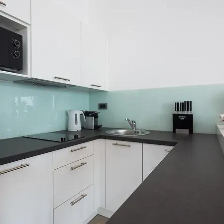 Marina Baotic Apartments Апартаменты Трогир