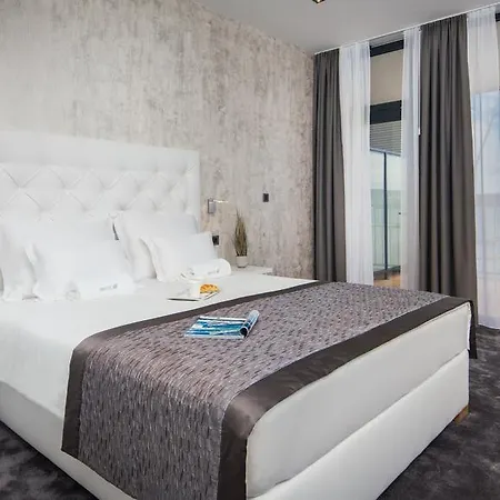 Marina Baotic Apartments Апартаменты