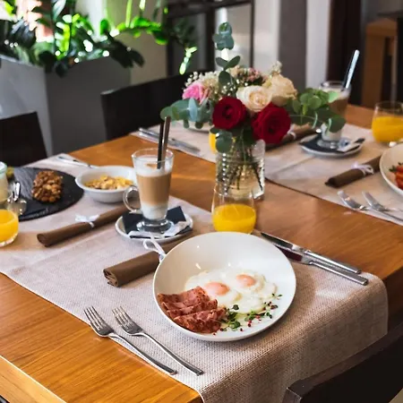 Апартаменты Marina Baotic Apartments