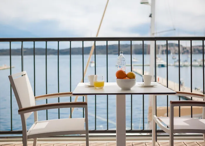 Marina Baotic דירה *