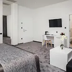 Marina Baotic Apartments Apartment